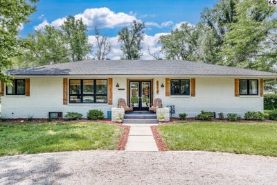 /international/us/2521-e-44th-ave-hutchinson-ks-110100215658/