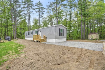 /international/us/6-neil-drive-allenstown-nh-110108499005/