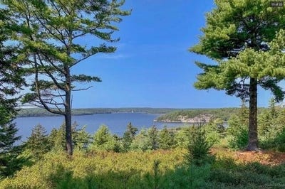 /international/us/61-rotunda-hill-road-georgetown-me-110107984525/
