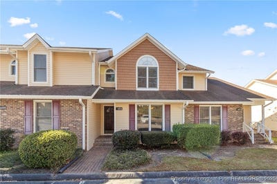 /international/us/484-lands-end-road-fayetteville-nc-110103477549/