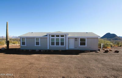 /international/us/47827-n-40th-avenue-new-river-az-110120772861/