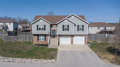 /international/us/22935-revelation-road-waynesville-mo-110106380768/