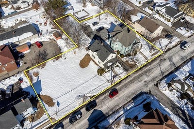 /international/us/388-child-street-warren-ri-110106363887/