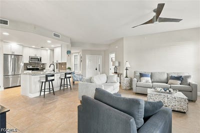/international/us/9160-southmont-cove-fort-myers-fl-110110355647/