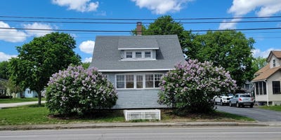 /international/us/168-college-avenue-waterville-me-110108581832/