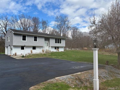 /international/us/3875-route-82-millbrook-ny-110107200796/