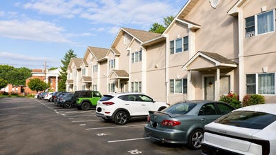 /international/us/485-saddle-river-rd-saddle-brook-nj-110108338097/
