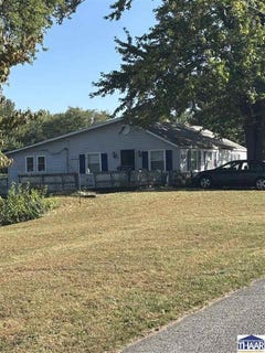 /international/us/4425-n-14-1-2-street-terre-haute-in-110120531327/