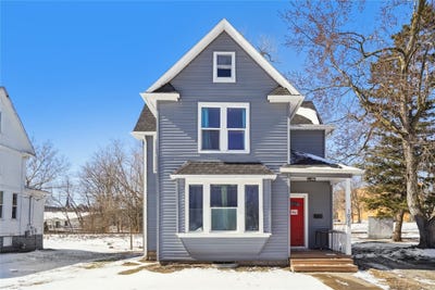 /international/us/1021-high-street-grinnell-ia-110105978299/