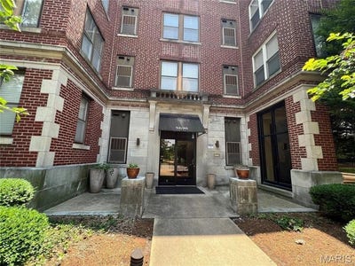 /international/us/5696-kingsbury-avenue-st-louis-mn-110120091674/