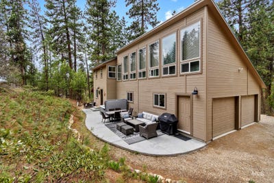 /international/us/16-grouse-road-idaho-city-id-110107569592/