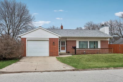 /international/us/1125-3rd-street-nevada-ia-110106587105/