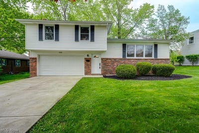 /international/us/9331-fairfield-drive-twinsburg-oh-110107832901/