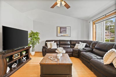 /international/us/3631-flagstone-circle-middleton-wi-110099956784/?lang=zh-tw
