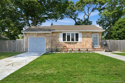/international/us/58-highland-avenue-patchogue-ny-110109388029/