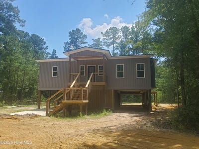 /international/us/12374-shaw-highway-burgaw-nc-110101167212/