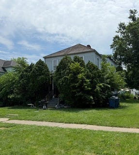 /international/us/111-w-waupansie-street-dwight-il-110100881207/