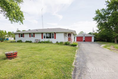 /international/us/2075-w-state-route-102-bourbonnais-il-110108467271/