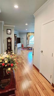/international/us/1220-w-trinity-mills-road-carrollton-tx-110101363547/
