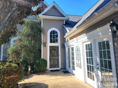 /international/us/8434-meadowcreek-village-drive-locust-nc-110108171696/