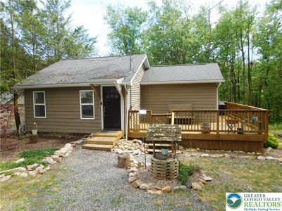 /international/us/41-reeder-street-mount-pocono-boro-pa-110108346566/