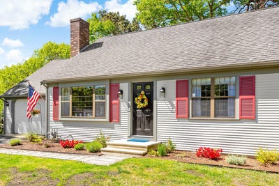 /international/us/7-bonnie-briar-road-osterville-ma-110108638877/