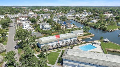 /international/us/3004-mitchell-road-westhampton-beach-ny-110107404276/