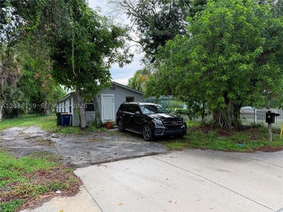 /international/us/309-n-17th-st-fort-pierce-fl-110119987960/