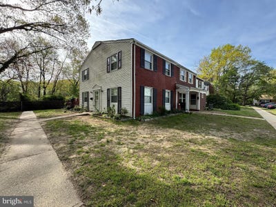 /international/us/11-riverview-place-willingboro-nj-110099769795/