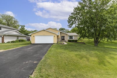 /international/us/1762-broadacre-road-crown-point-in-110107720983/