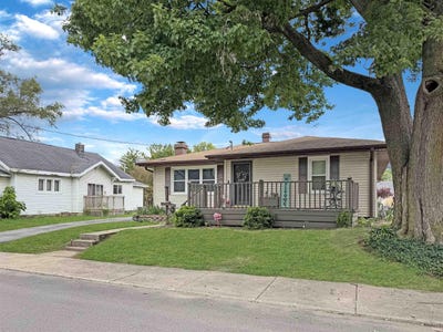 /international/us/250-w-avery-street-frankfort-in-110108391485/
