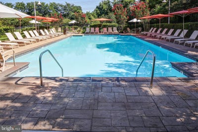 /international/us/5-park-place-annapolis-md-110105361867/