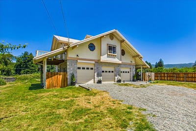 /international/us/373-holmes-flat-road-redcrest-ca-110108744502/