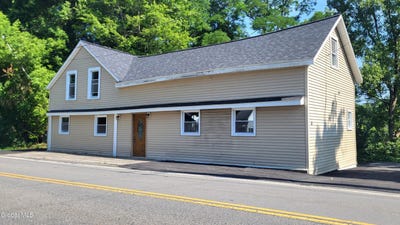/international/us/6-tabor-road-round-lake-ny-110101209790/