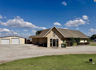 /international/us/816-n-grand-lyons-ks-110108442235/