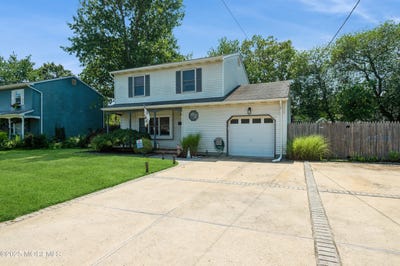/international/us/853-stengel-avenue-brick-nj-110101391763/?lang=en