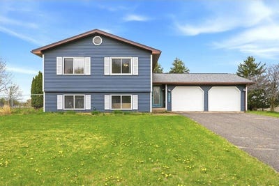 /international/us/1441-hallewood-boulevard-new-richmond-wi-110107923021/