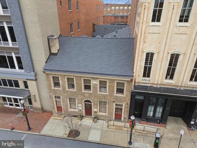 /international/us/121-123-e-king-street-lancaster-pa-110104589012/