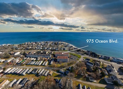 /international/us/975-ocean-boulevard-hampton-nh-110107992144/