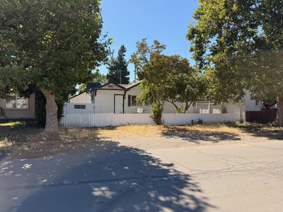 /international/us/1505-victoria-dr-modesto-ca-110108608458/