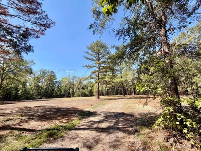 /international/us/1420-bennett-road-livingston-al-110120419628/