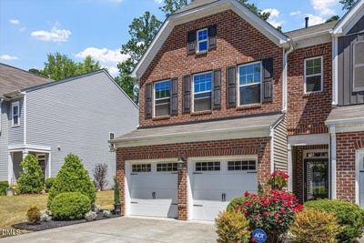/international/us/745-great-eno-path-hillsborough-nc-110107803803/