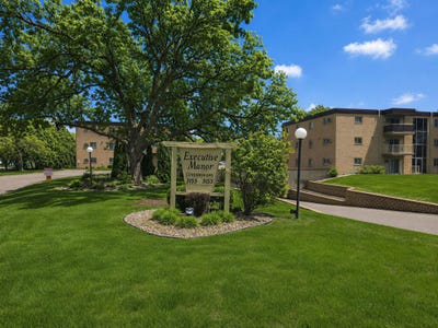 /international/us/3155-old-highway-8-roseville-mn-110107635874/