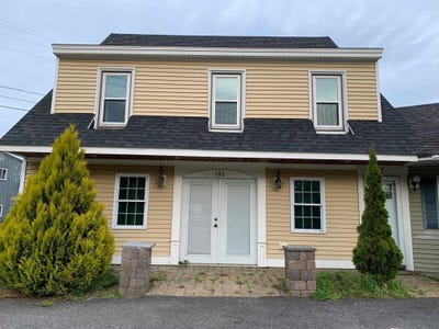 /international/us/153-lafayette-road-hampton-falls-nh-110108545543/