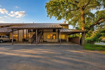 /international/us/1202-hi-stirrup-horseshoe-bay-tx-110109594742/