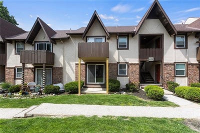 /international/us/6208-robinson-street-overland-park-ks-110108301439/