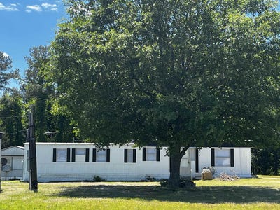 /international/us/207-heath-road-four-oaks-nc-110089053172/