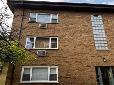 /international/us/214-s-oak-park-avenue-s-oak-park-il-110107745425/