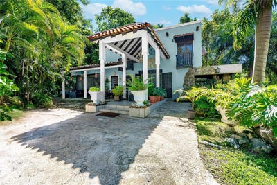 /international/us/sr-310-km-0-8-las-quebradas-bo-monte-grande-cabo-rojo-pr-110108548206/
