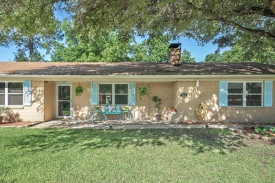 /international/us/542-s-houston-street-edgewood-tx-110100745458/